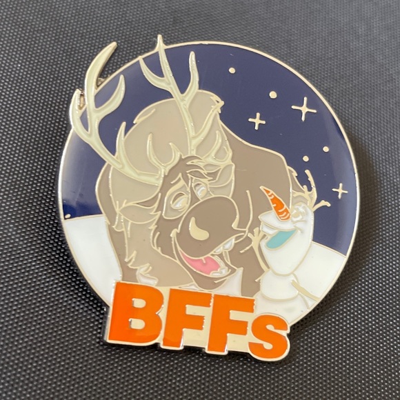 Disney Trading Pins - BFF Mystery Olaf & Sven BFFs - Picture 2 of 12
